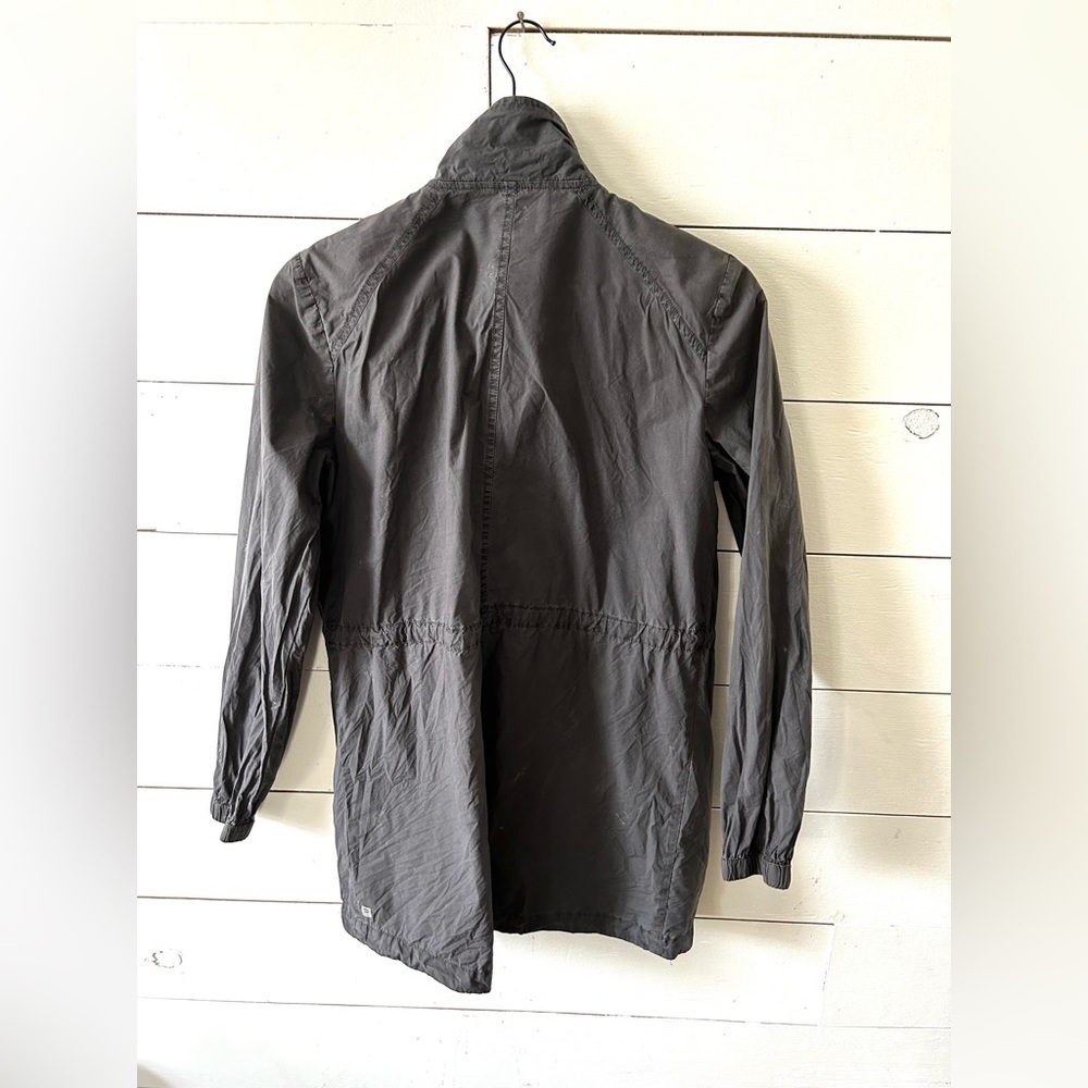 Women's Fabletics Tahoo Utility Jacket Dark Gray Cotton Drawstring Snap … - Picture 3 of 5